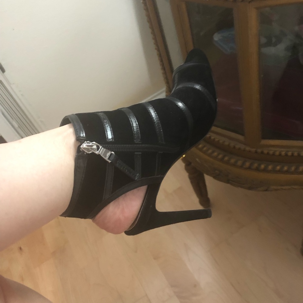 Ralph Lauren Black high heel short boot